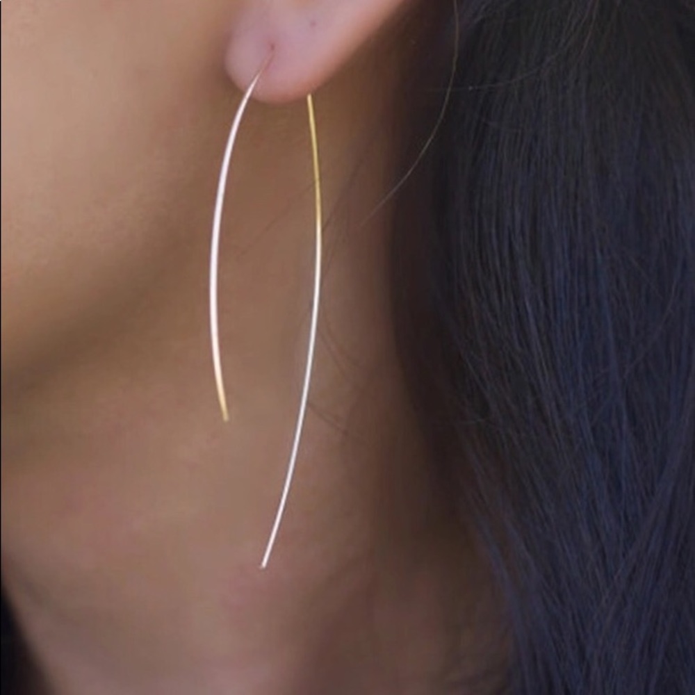 Everyday Wear geometric wire earrings